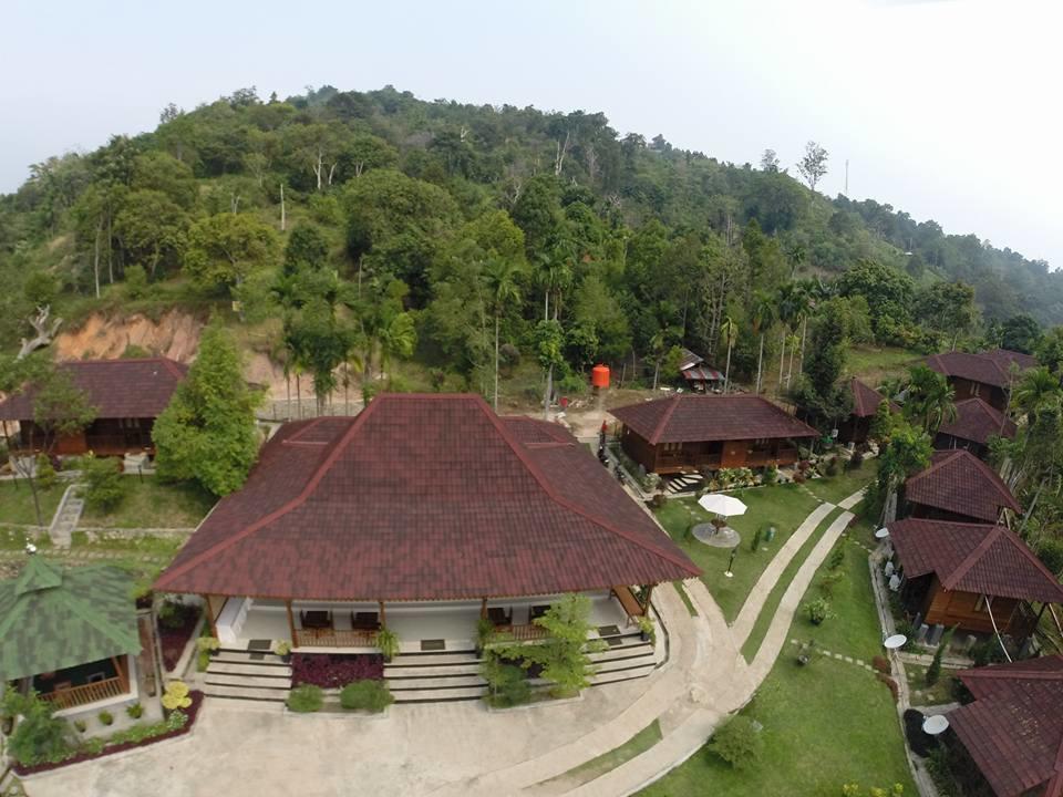 Langkisau Resort Hotel & Restaurant Padang  Bagian luar foto