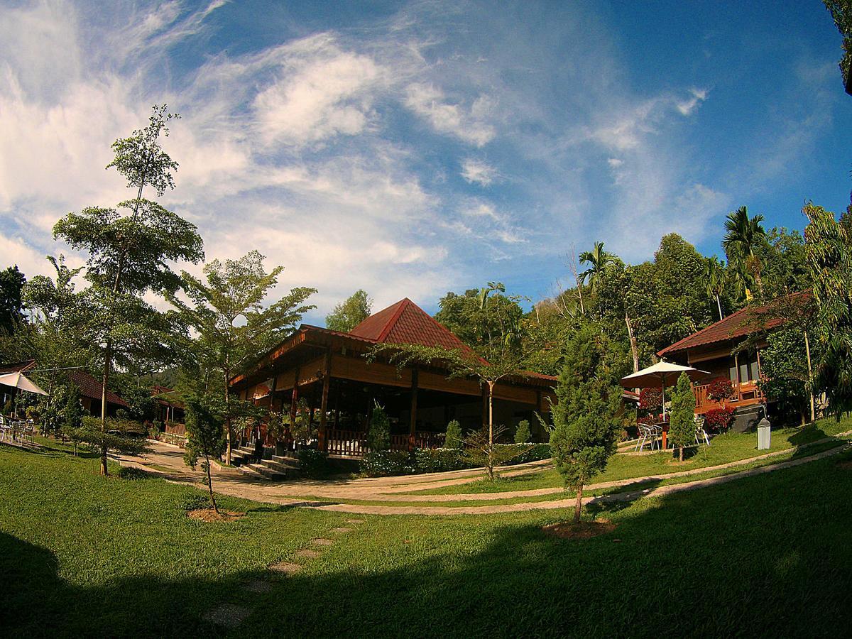 Langkisau Resort Hotel & Restaurant Padang  Bagian luar foto